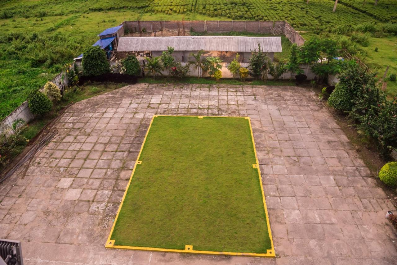 Hotel Aatreyee Dibrugarh Exterior photo